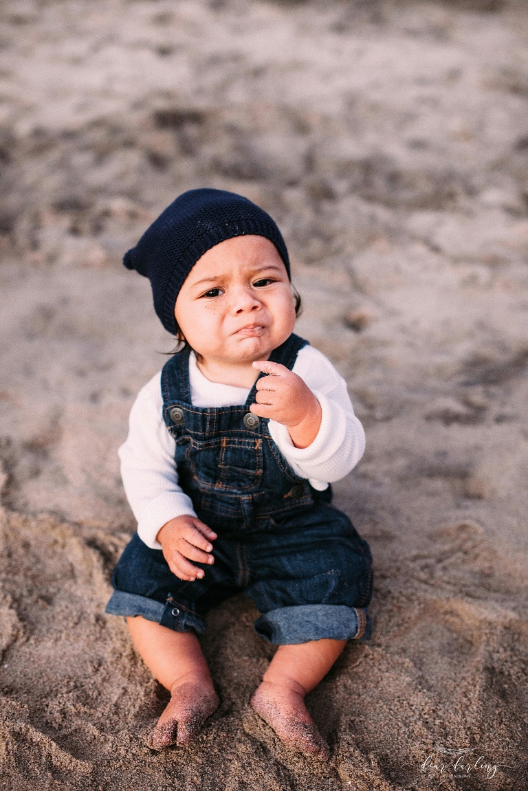 Beach family pose ideas