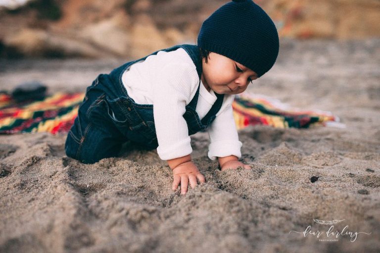 Beach family pose ideas