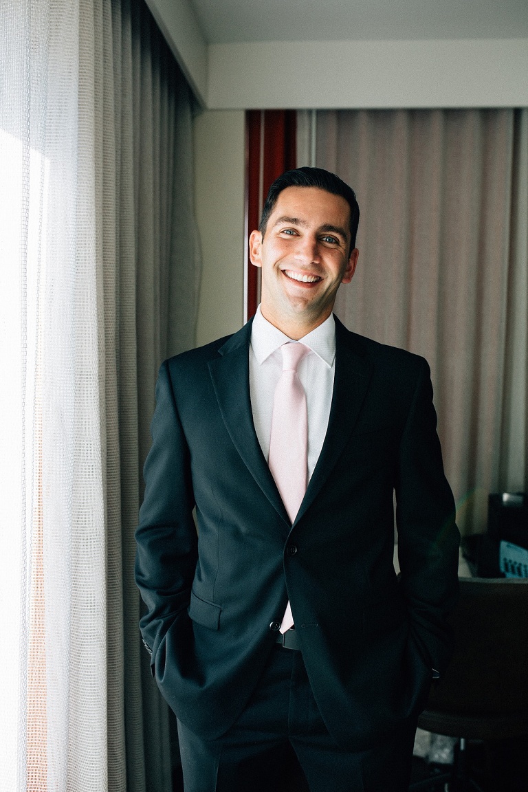 San Diego Wedding Groom Pose