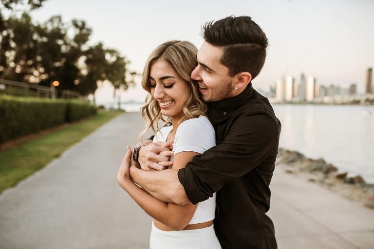 San Diego Coronado Engagement Photoshoot