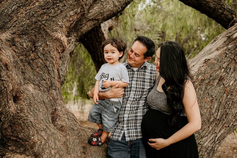 Outdoor Irvine Family Photoshoot