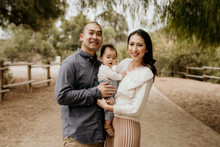 Orange County Outdoor Family Photoshoot