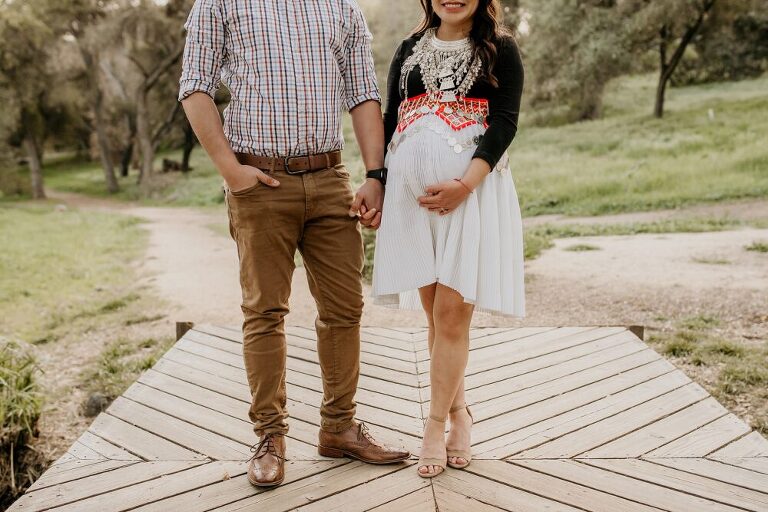 Maternity Pose Photography