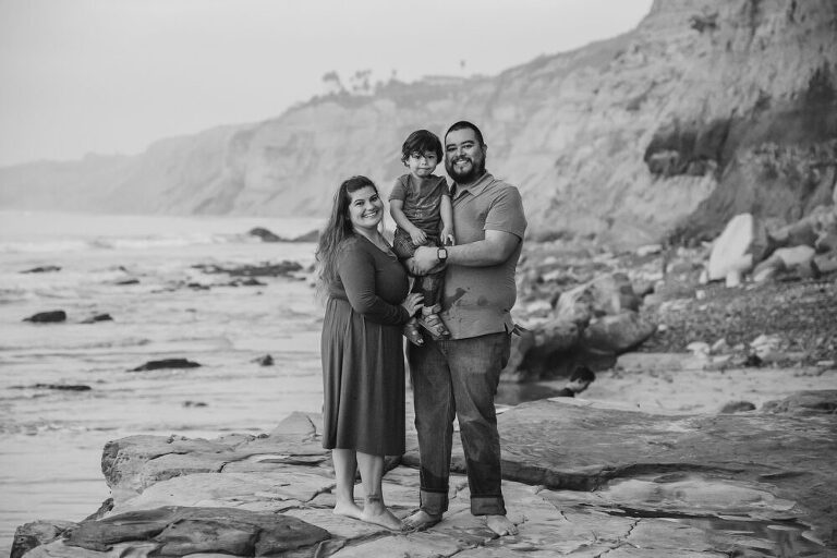 La Jolla Scripps Beach Family Photoshoot