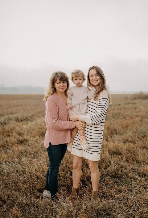 Carlsbad Lagoon Outdoor Family Photoshoot Grandma and Mom